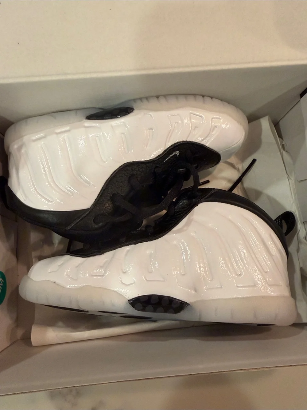 Nike Little Posite One Toddler size 9 - Black/White